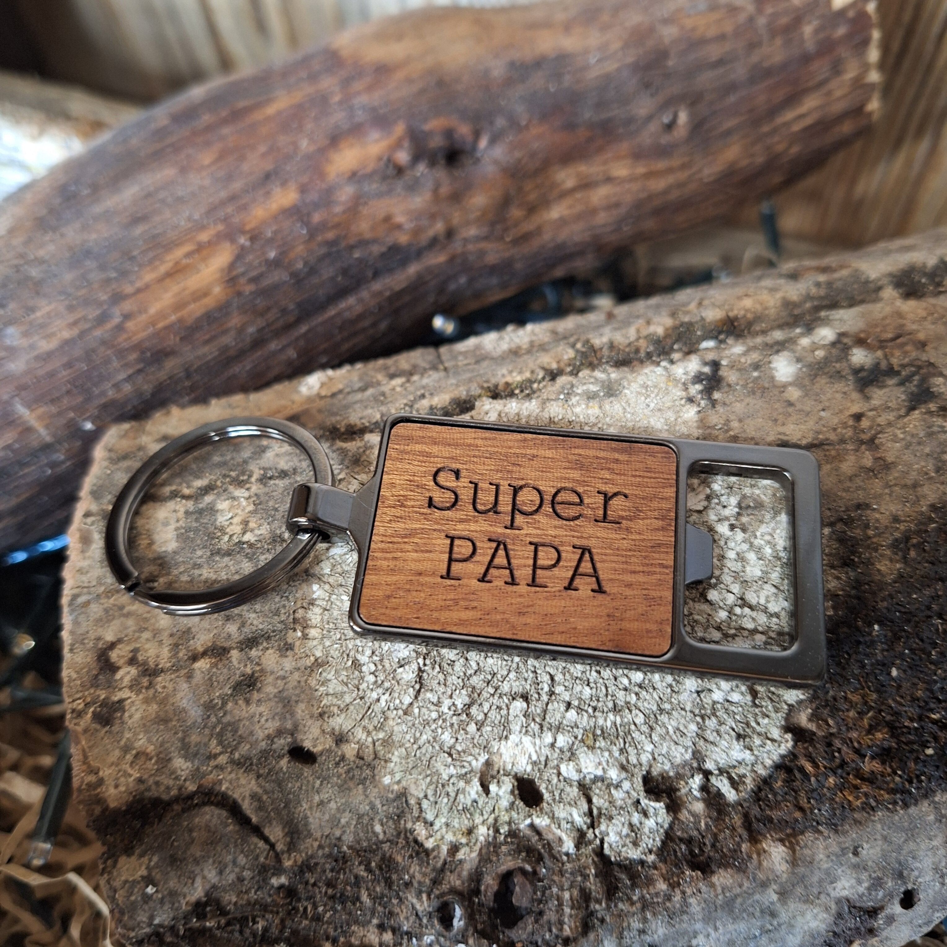 Portachiavi apribottiglie in legno e metallo - testi vari - idee regalo per la festa del papà