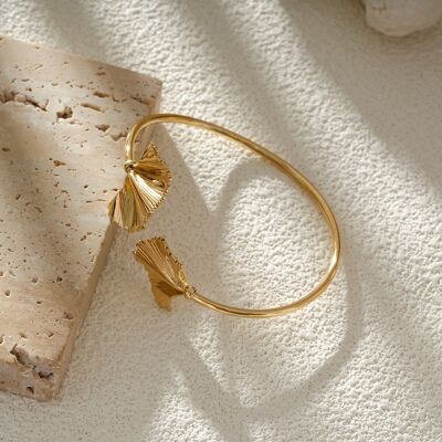 Bracelet Jonc Fin Ouvert Doré Feuilles Ginkgo Sculptées