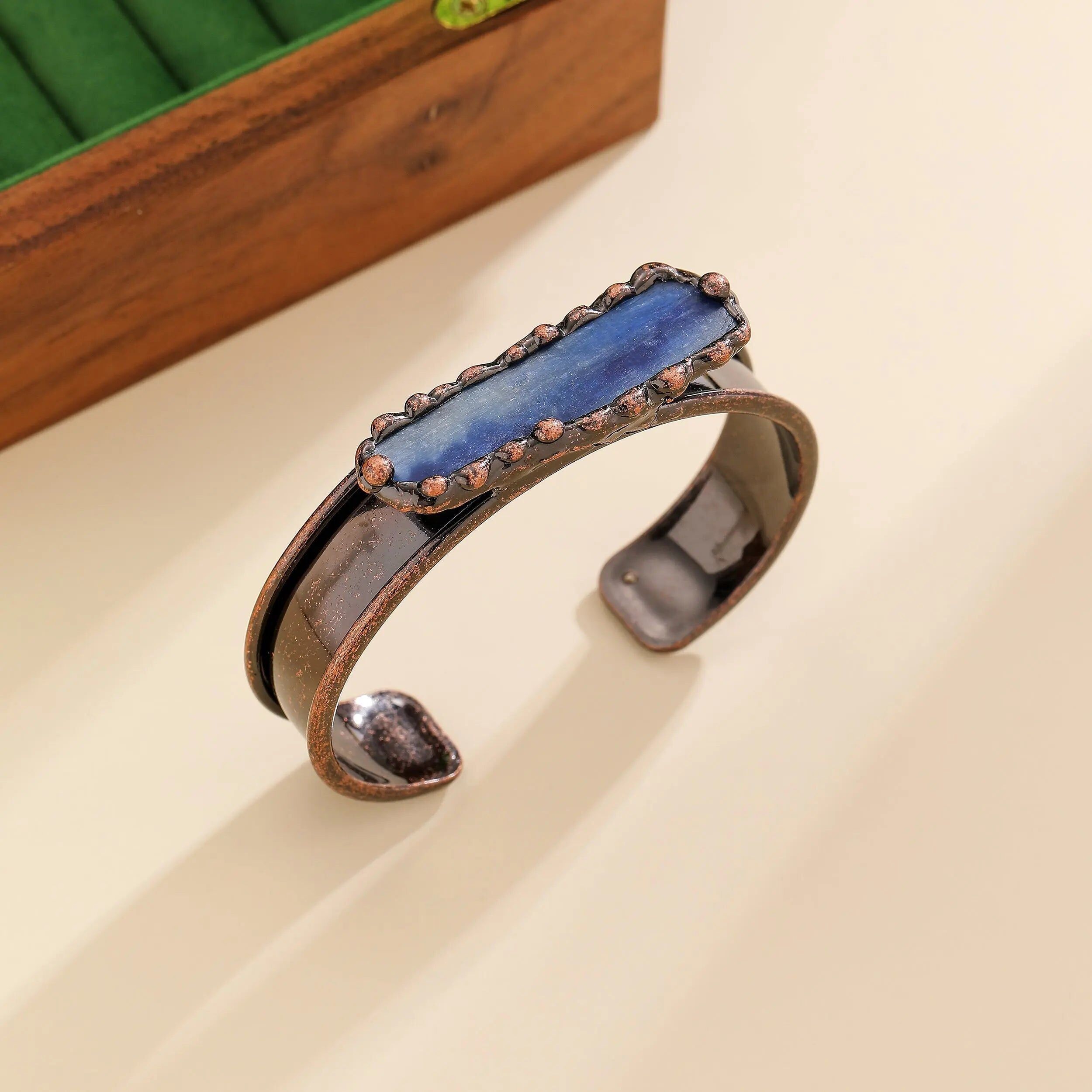 Bracciale in cianite