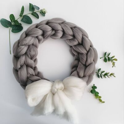 Giant Knit Wreath Kit__Red