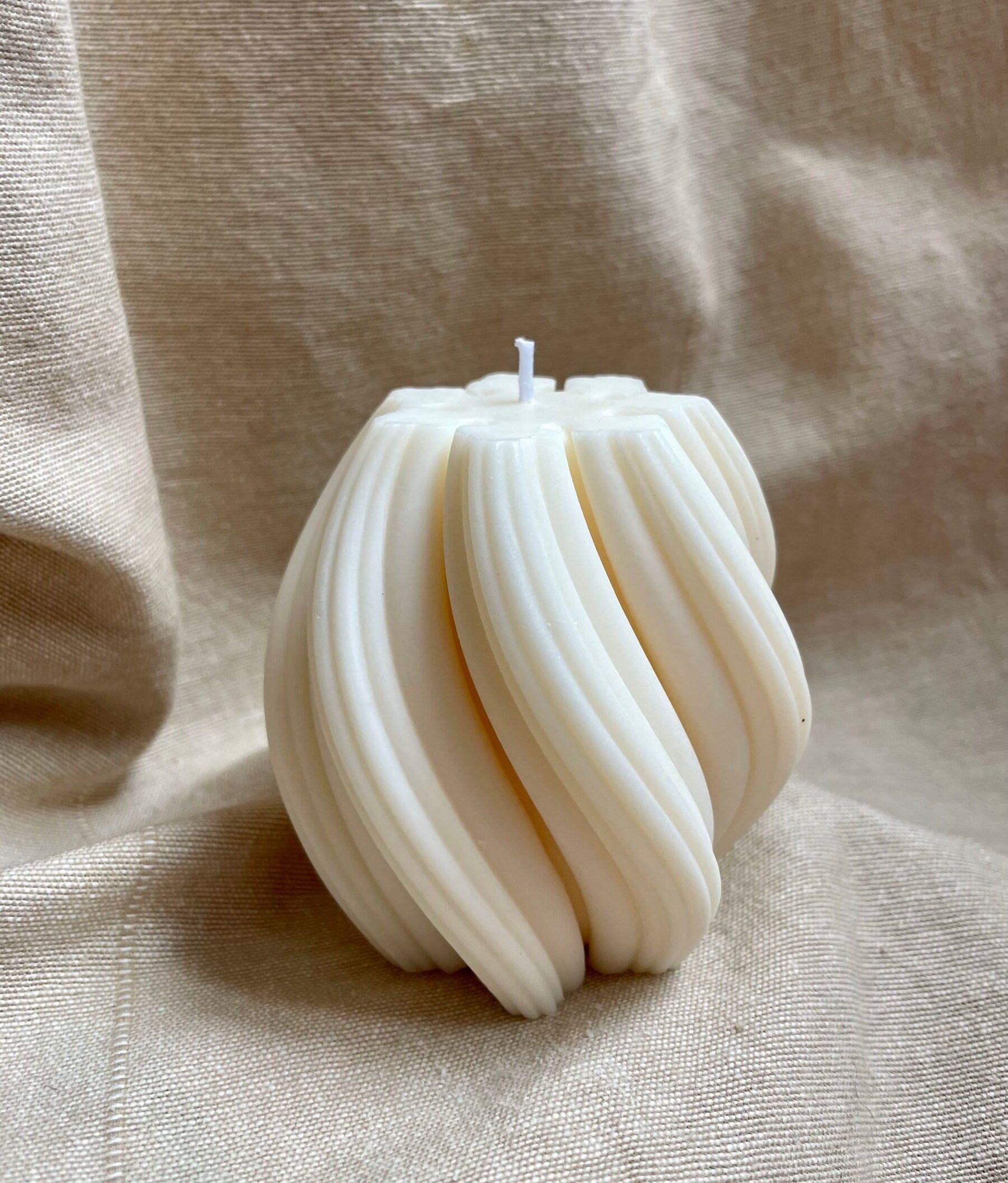 Pack de 2 bougies décoratives en cire de colza - Sphère 225g