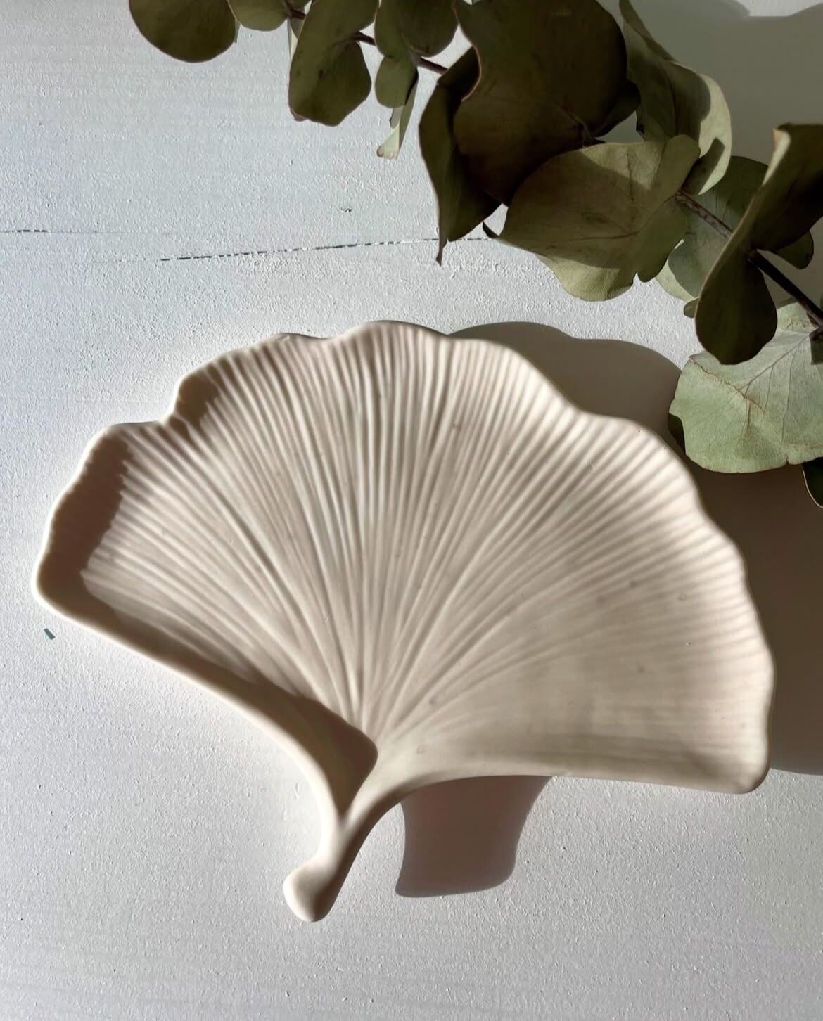 Packung mit 2 Gingko-Blattschalen