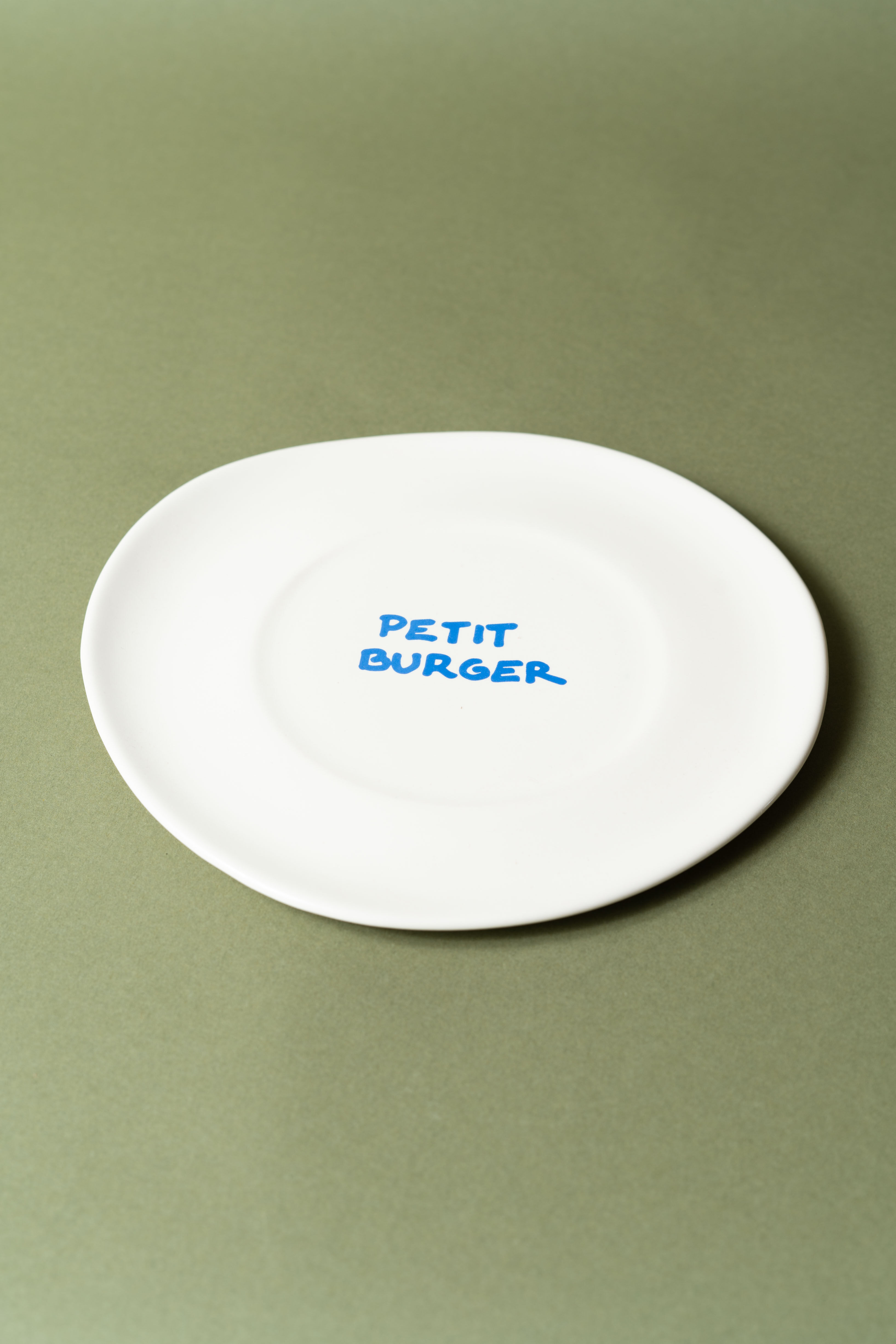Handmade Sisi plate, Petit Burger