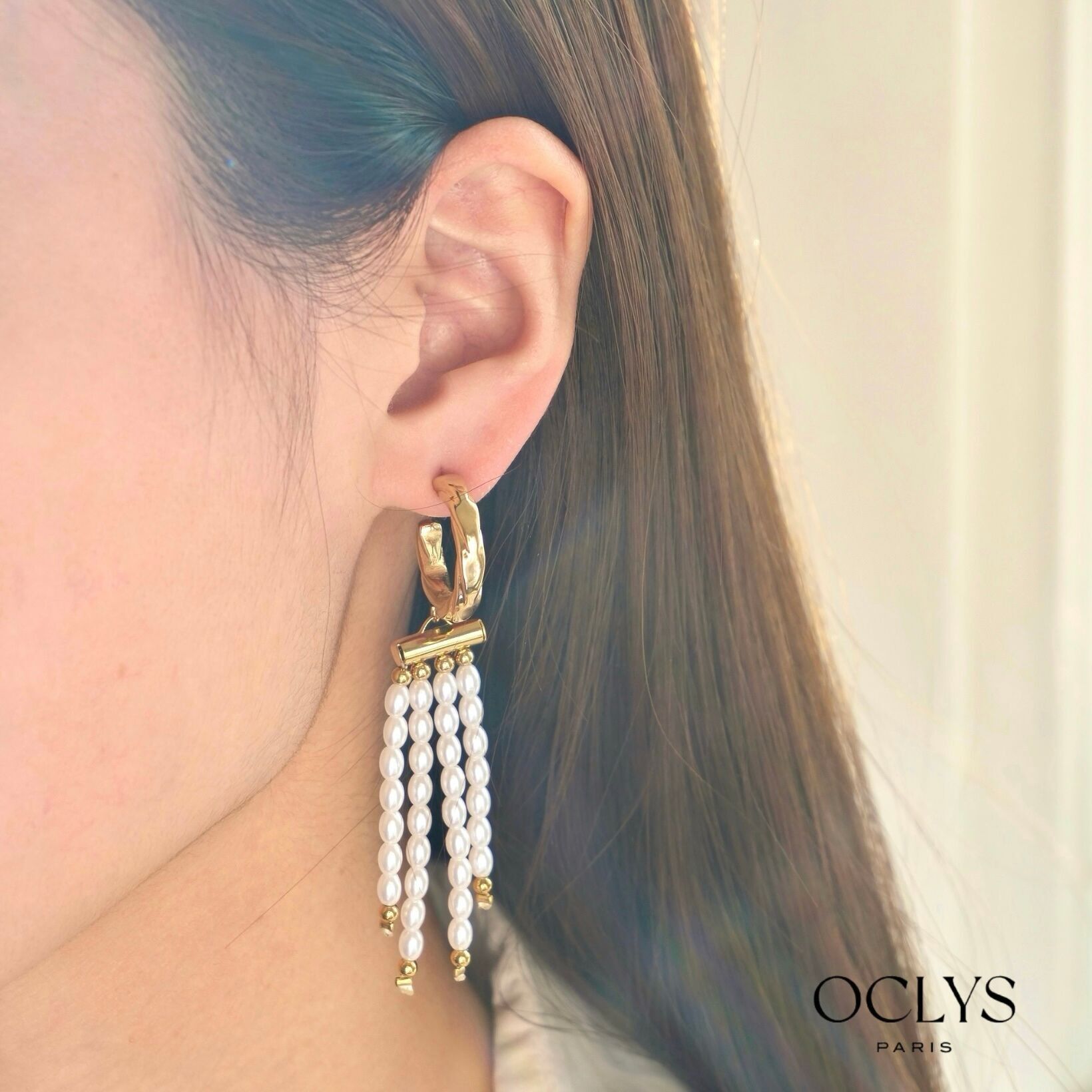 Orecchini pendenti in acciaio inossidabile placcato oro Caro con perle