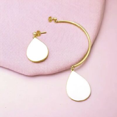 Pendientes asimétricos Oda, acero inoxidable y zamac esmaltado