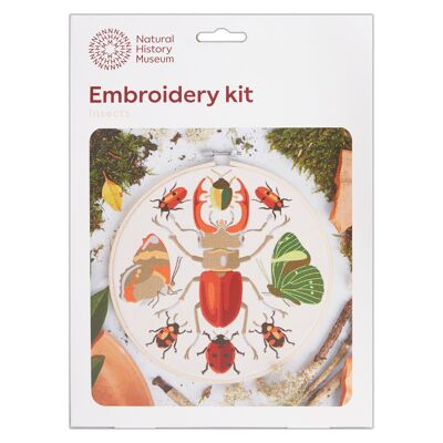 Kit de decoración de bastidor de bordado del Museo de Historia Natural NHM, diseño de insectos, 20 cm. Kits de bordado para adultos y kits de punto de cruz para principiantes, idea de regalo, con patrón de bordado.
