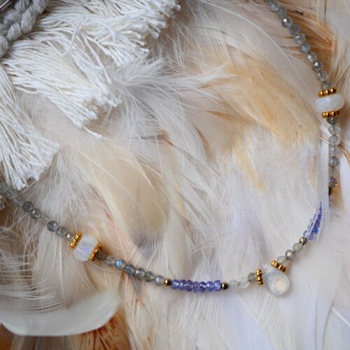 Collier UJJWAL - Labradorite, Pierre de Lune, Tanzanite - Clarté et Spiritualité