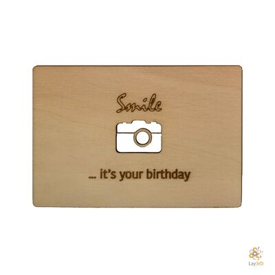 Lay3rD Lasercut - Tarjeta de felicitación de madera - "Sonríe, es tu cumpleaños" -Berk-