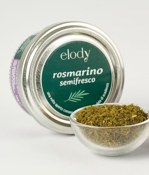 HALBGETROCKNETER ROSMARIN