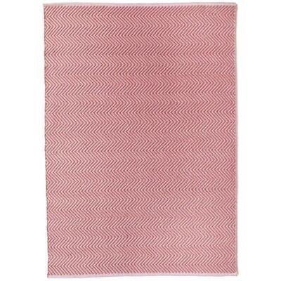 Tapis tissé à chevrons Hug Rug rose corail