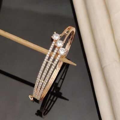 Bracelet jonc de luxe en laiton à trois couches de zircon