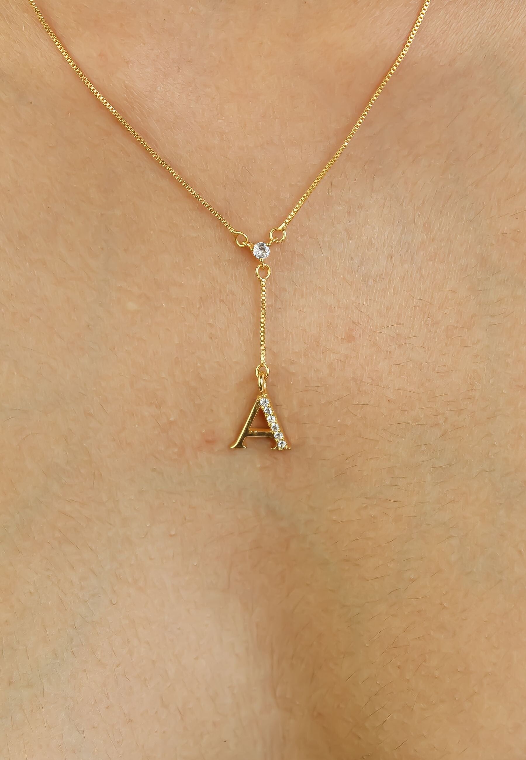 Goldene Alphabet-Halsketten