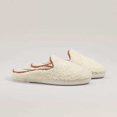 Women's wool boucle mule, camel white