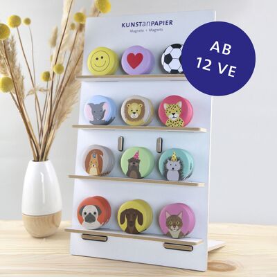 Magnet display – from 12 magnetic motifs