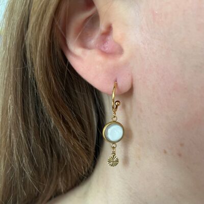 Mini pendientes de aro beige, acabado dorado o plateado