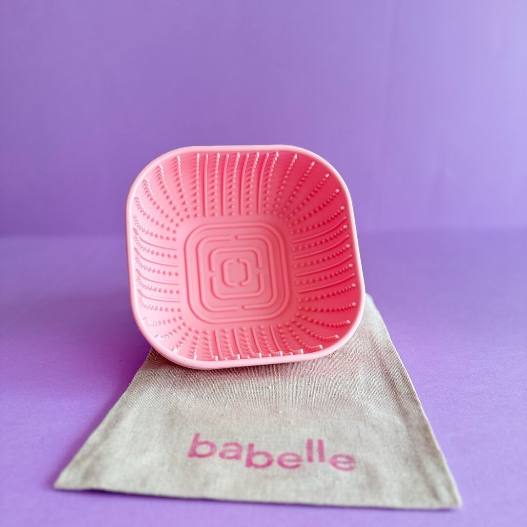 El Cube Lickbowl: Enriquecimiento para perros