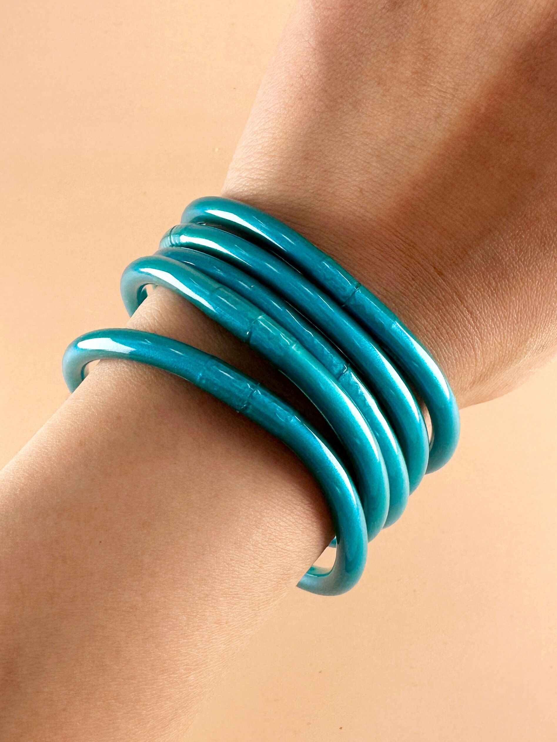 Bracciale rigido buddista blu turchese