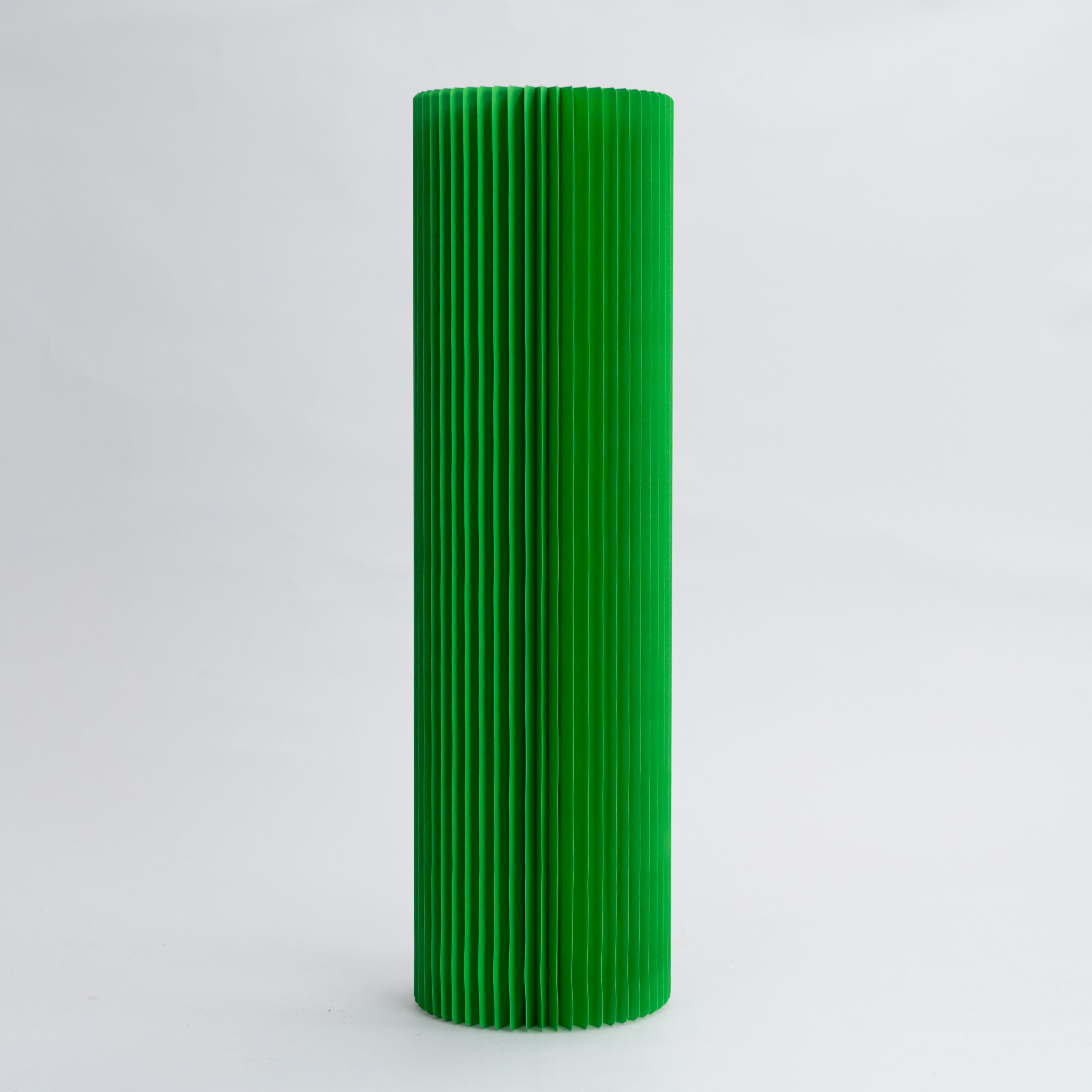 Pillar Display Table - Green - 30cm ⌀ x 110cm H