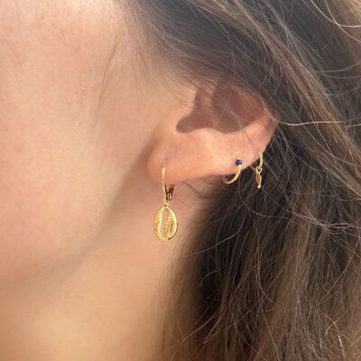 Shell earrings