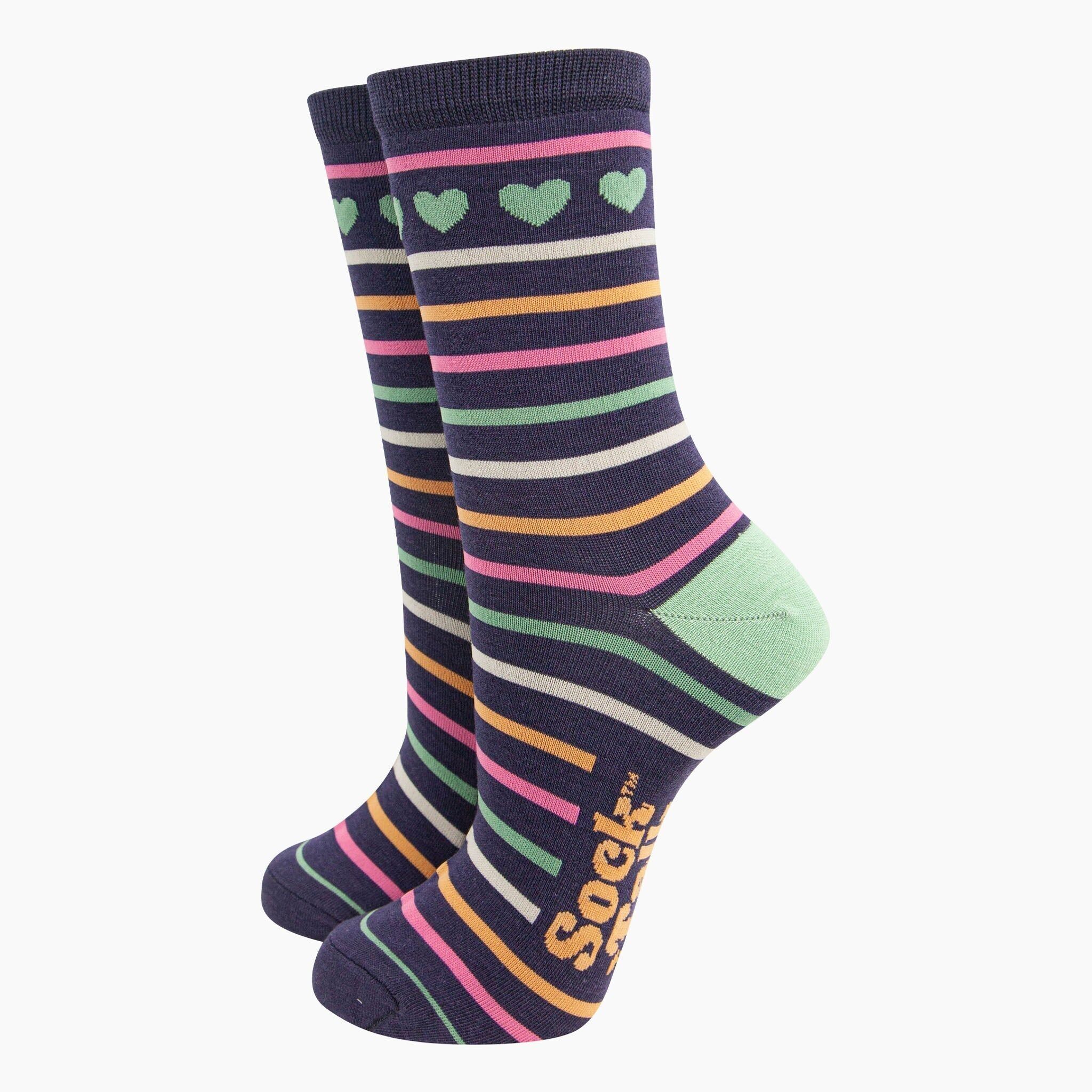 Bambussocken für Damen - Marineblau, Herzen und Streifen