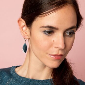 Boucles d'oreilles courtes MINI PÉTALE Bleu pétrole 3