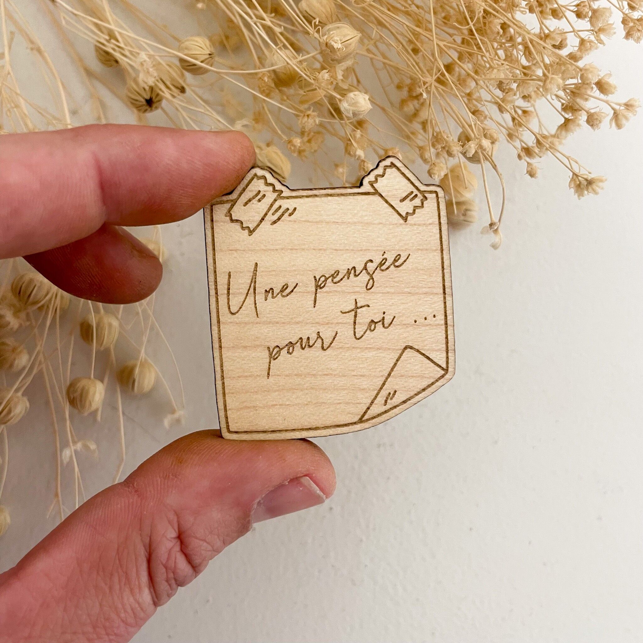 Imán post-it de madera personalizable