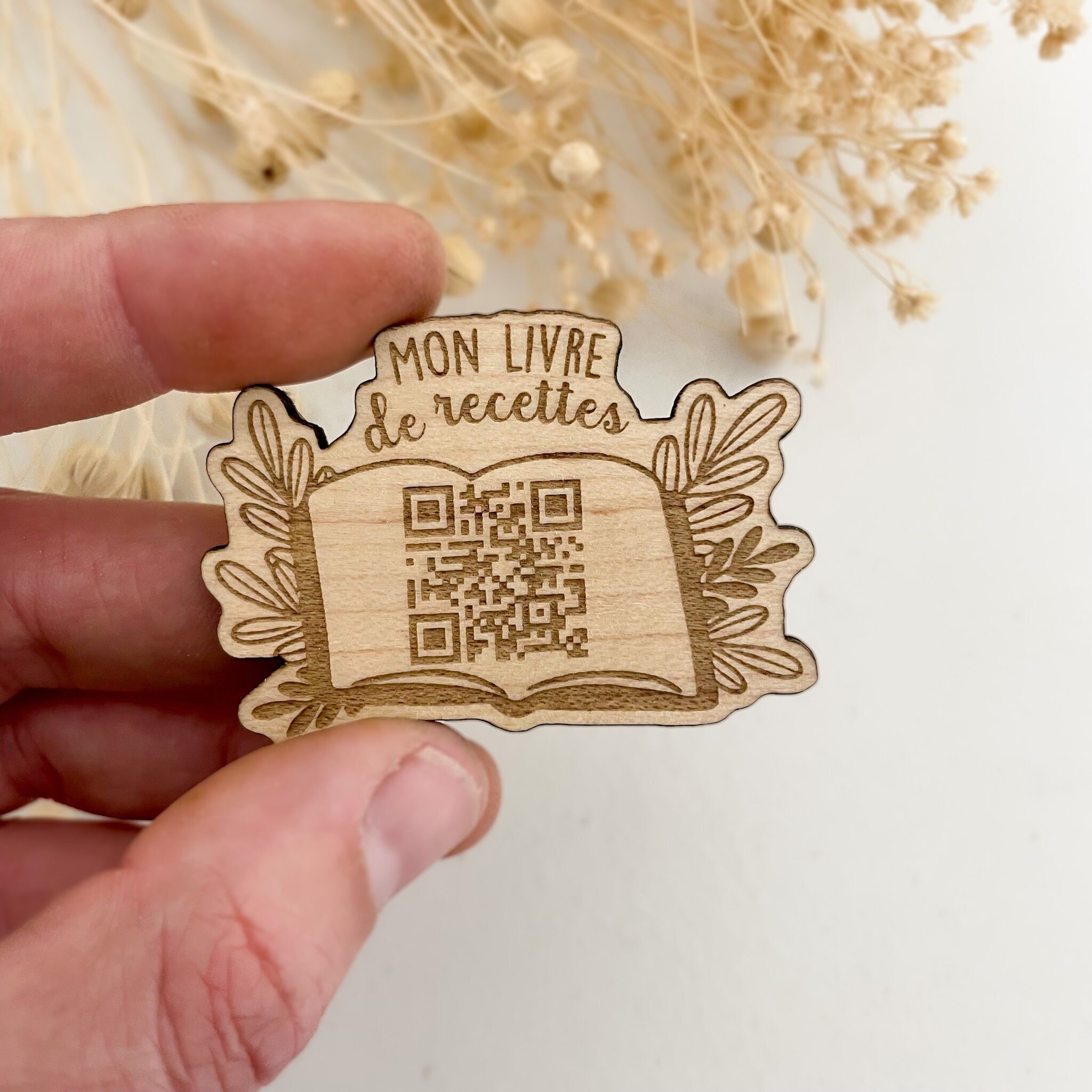 Imán de libro de recetas de madera personalizable