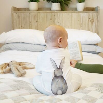 Bunny Rabbit Back acquerello Baby Sleepsuit