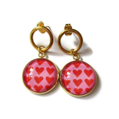 BOUCLES D'OREILLES PENDANTES coeurs rouges sur fond rose finition dorée ou argentée