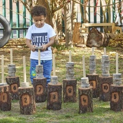 Acogedor parque infantil gigante contando anillos de árboles - 36653