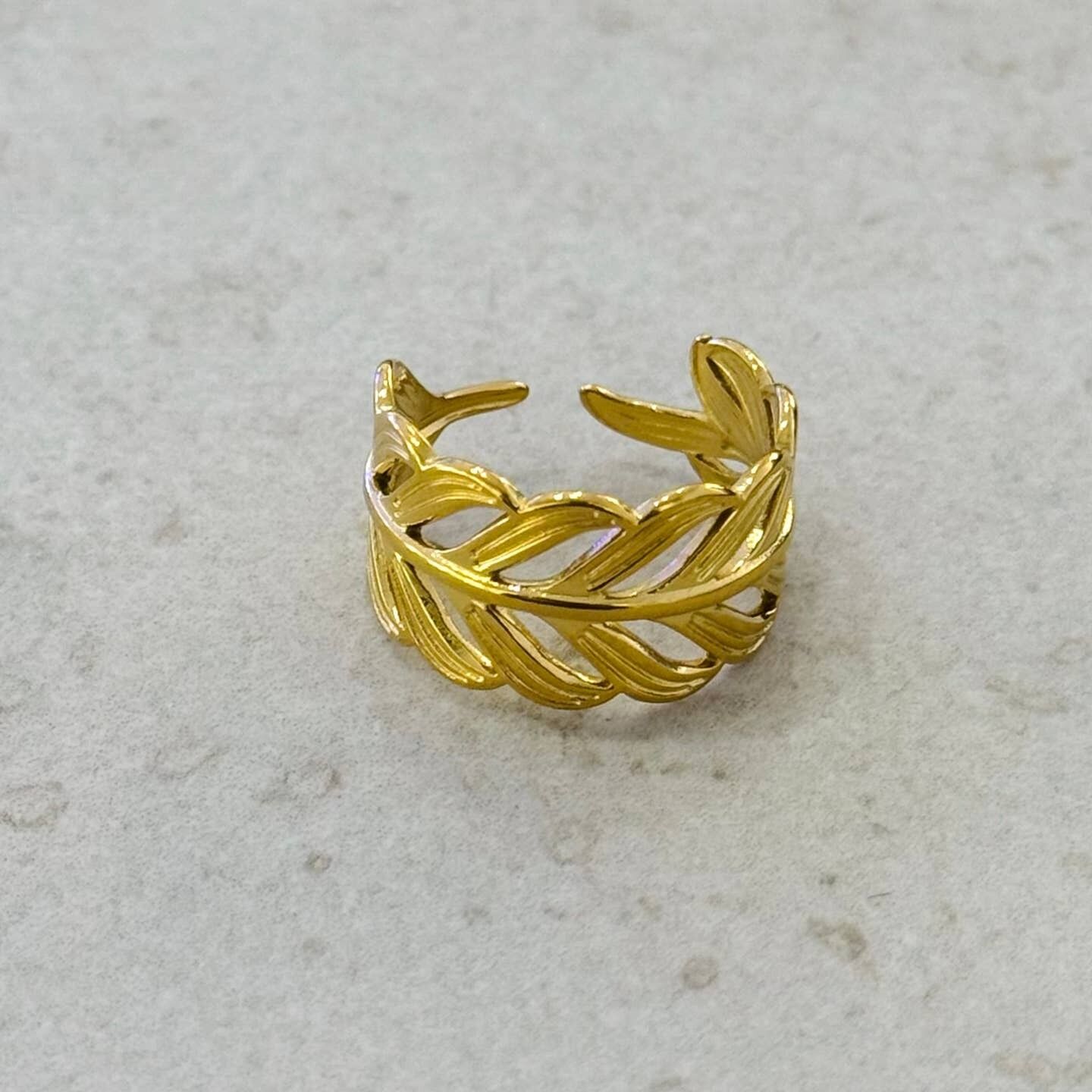 Isora Adjustable Floral Stainless Steel Ring