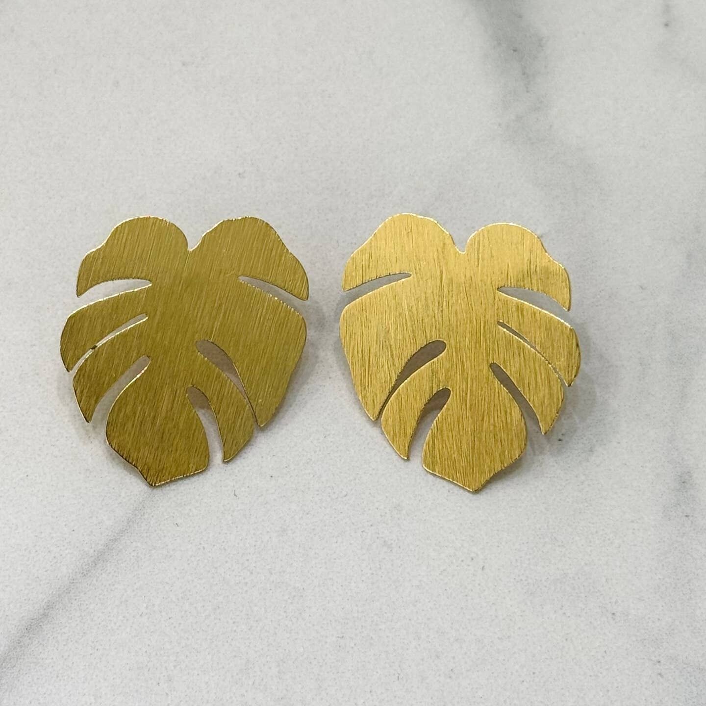 Monstera Leaf Floral Earrings