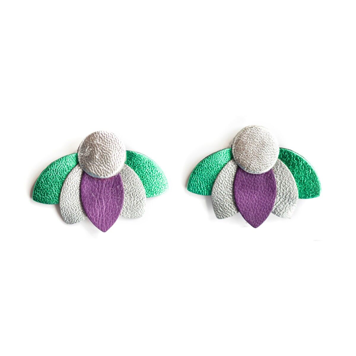 Boucles d'oreilles puces Grandes Fleurs de Lotus - violet, argenté, vert métallisé