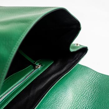 ELLE le sac à dos en cuir vert 6