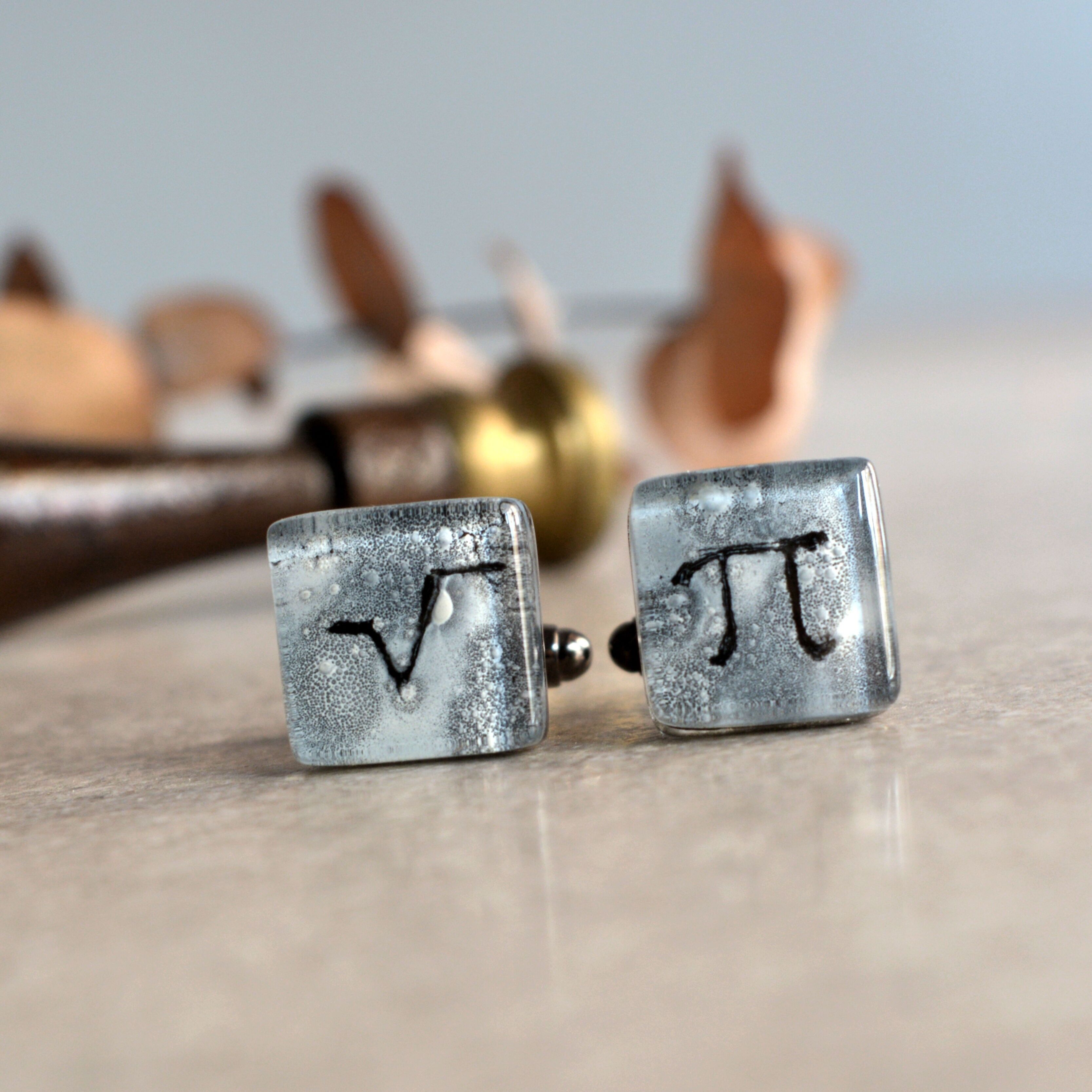 Gray shirt cufflinks, Pi and square root