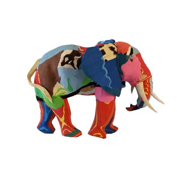 Upcycling animal figure éléphant M fabriqué à partir de tongs