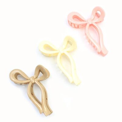 Pince en plastique recyclé en forme de nœud 11 cm