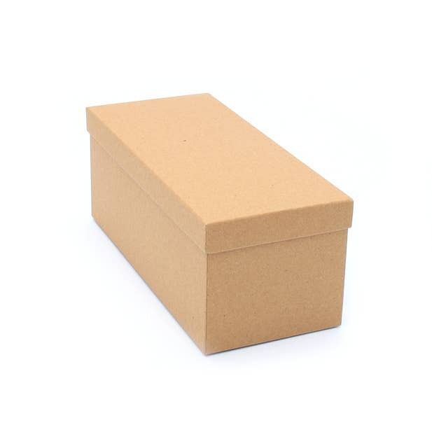 20 x 9 x 8 cm. Kein Einsatz.Kraft-Geschenkbox