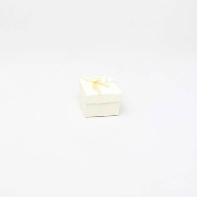 Ring Box. 5x5x3.5cm. Ivory Gift Box With Bow