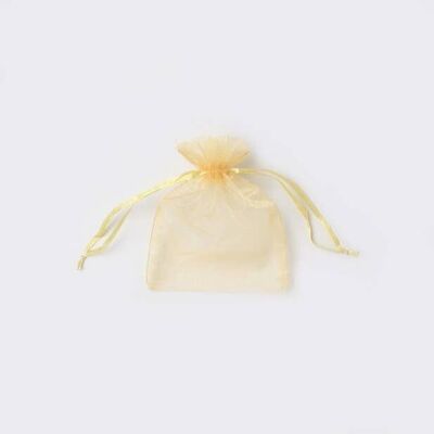 Dimensioni: 15x11cm Sacchetto in organza oro chiaro