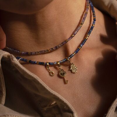Charm Louiza - main de Fatma