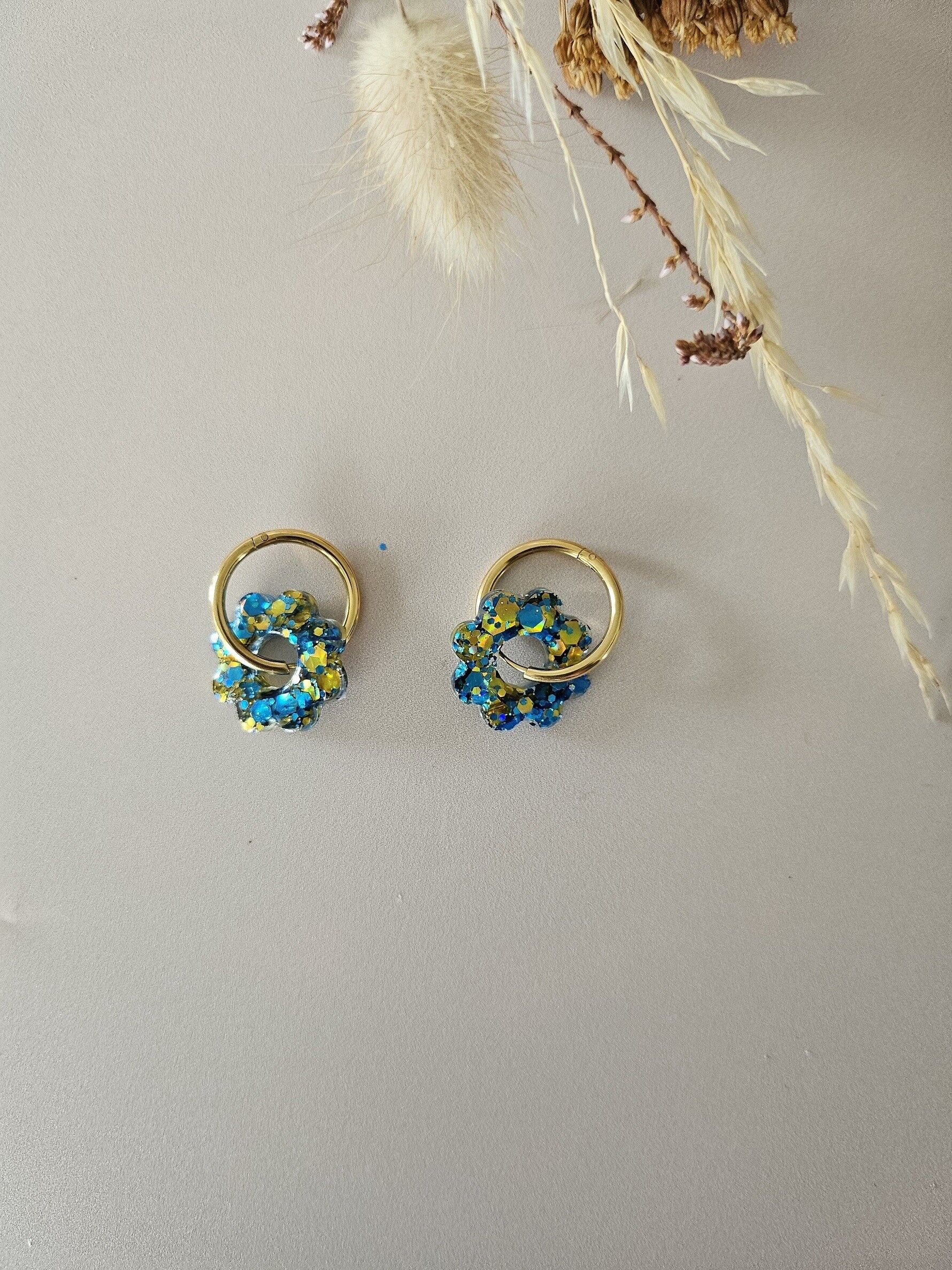 Sunflower flower hoop earrings in blue and gold resin