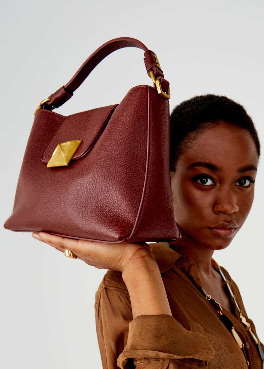 PETIT SAC PORTÉ ÉPAULE PYRAMIDE VIVIENNE TERRACOTTA