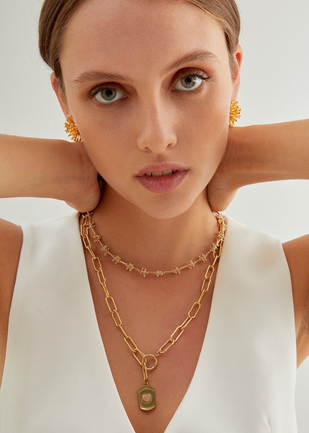 HALSKETTE MIT KLAREN STEINEN