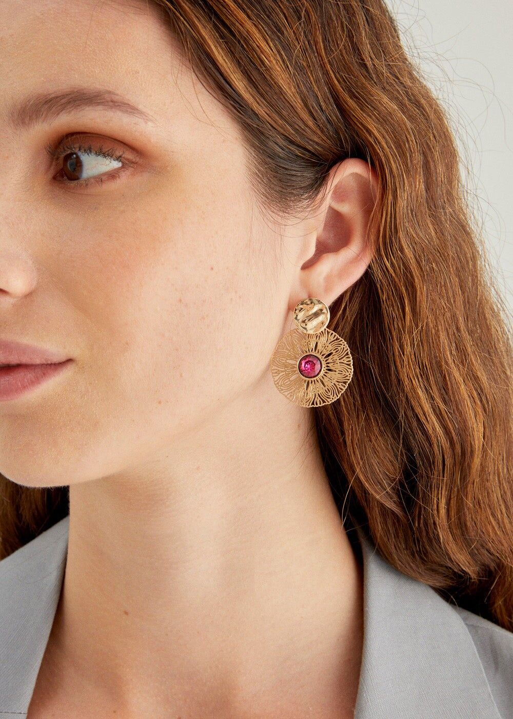 BLAKE RUNDE OHRRINGE MIT STEIN + FARBEN