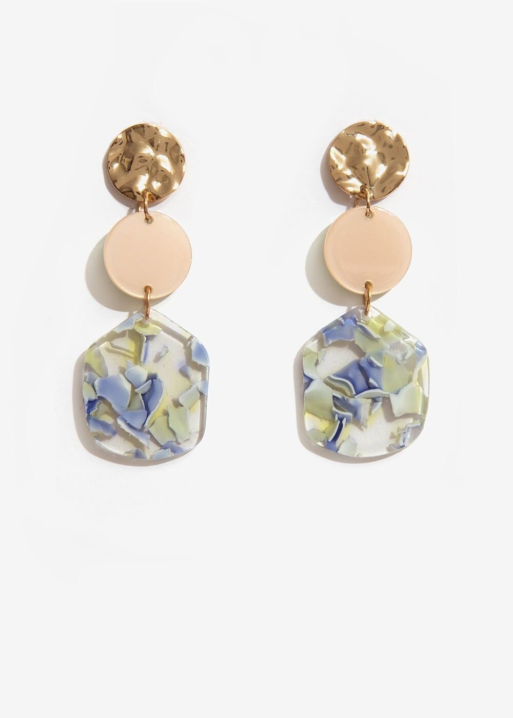 BOUCLES D'OREILLES AVEC PENDENTIF EN RÉSINE COLORÉE