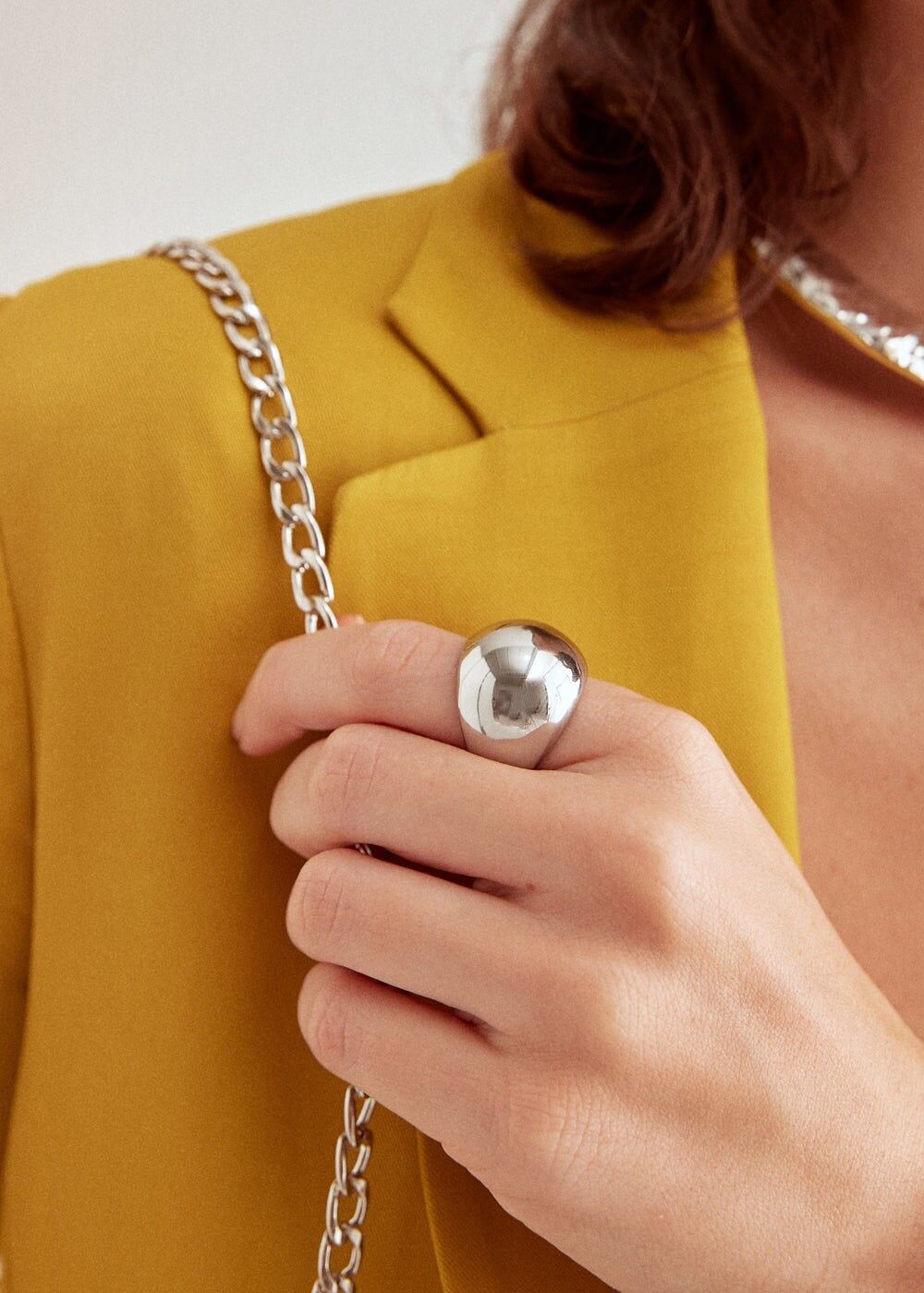 FLECK. RUNDER VIVI-RING AUS STAHL IN SILBER