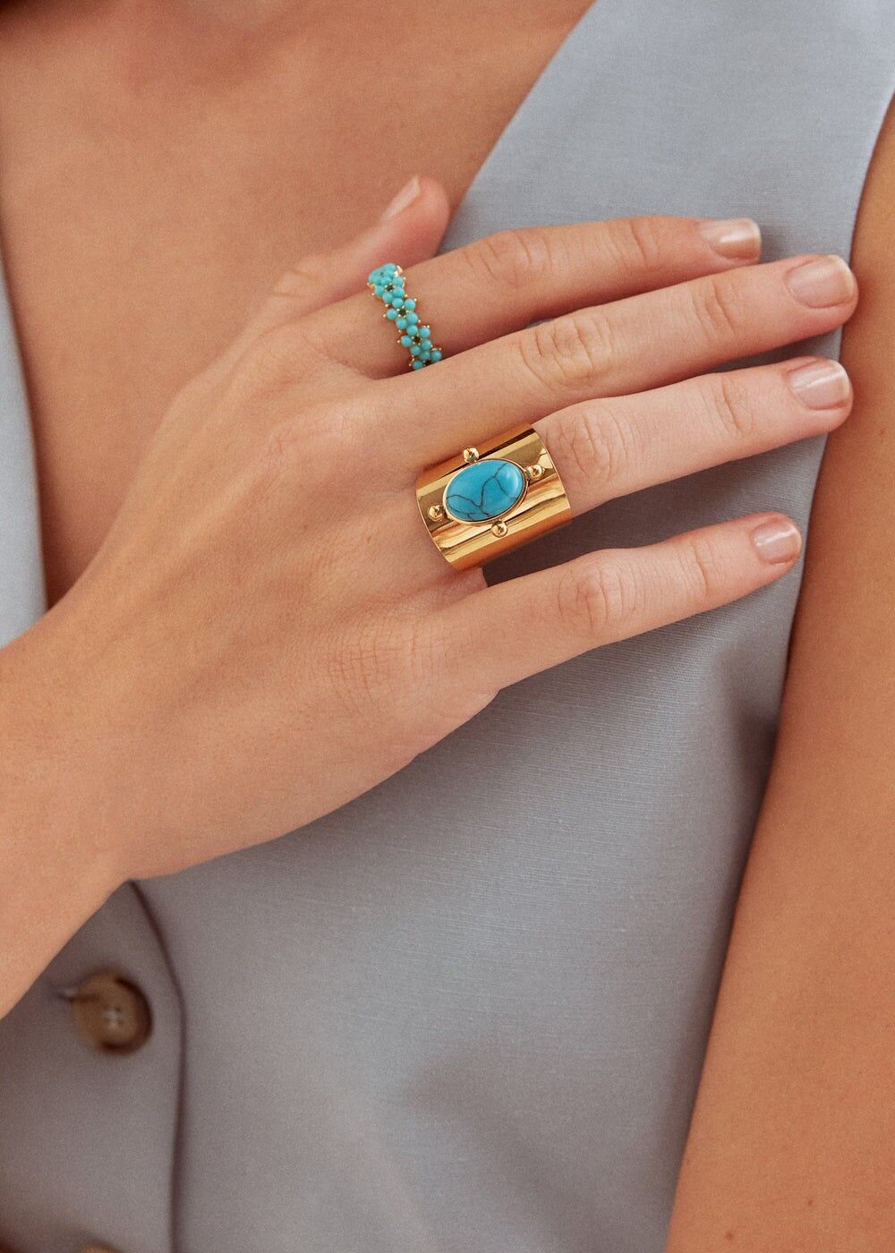 STAINLESS STEEL RING WITH LIGHT BLUE STONE