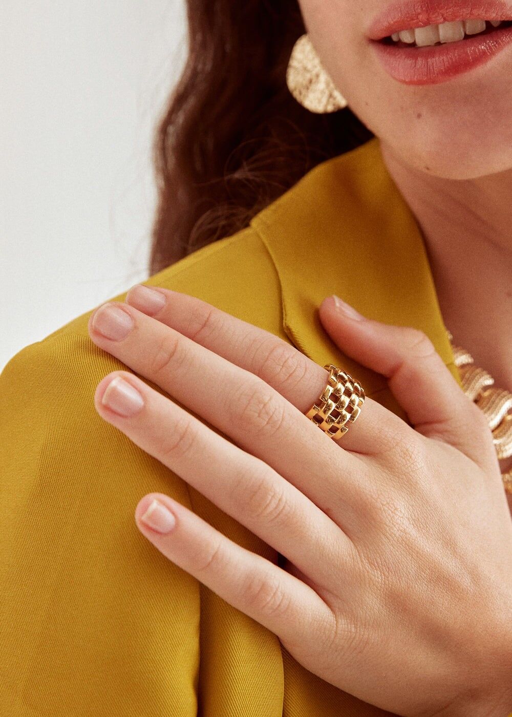 KETTENRING AUS EDELSTAHL IN GOLD