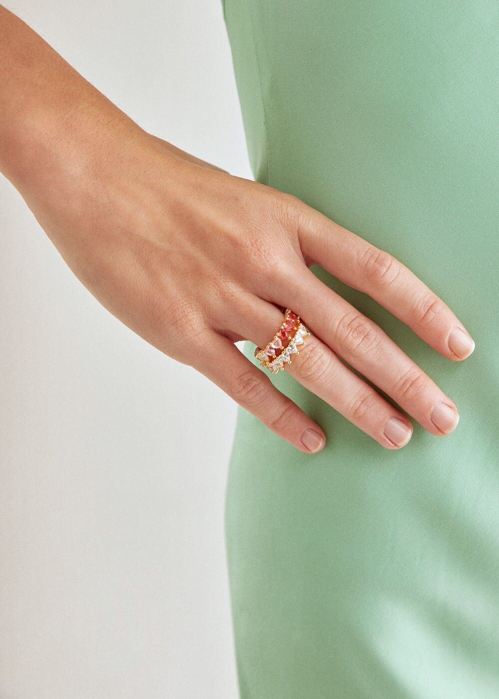 VANDA HEART RING WITH WHITE ZIRCONS